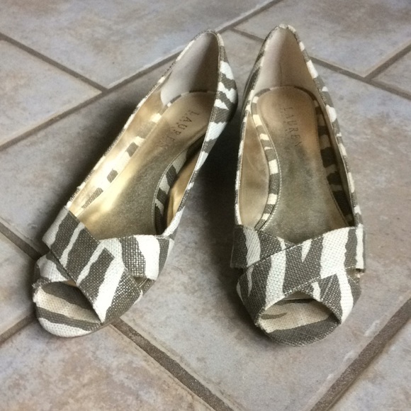 Lauren Ralph Lauren shoes - Picture 3 of 7